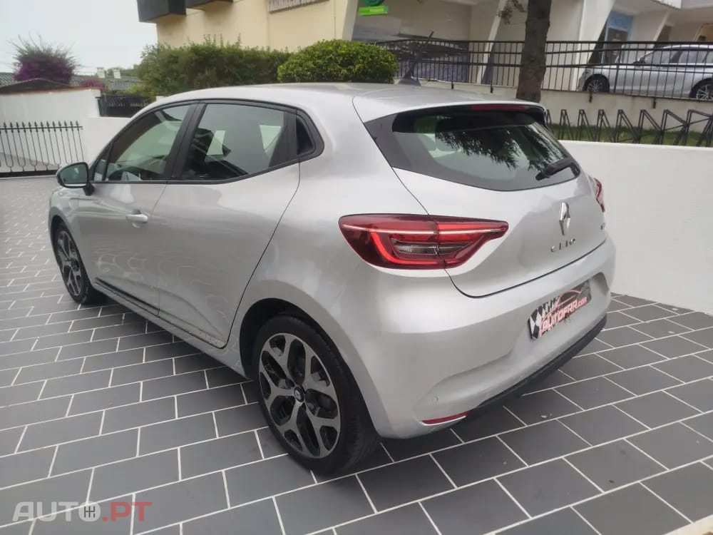 Renault Clio 1.6 E-Tech Full Hybrid Techno