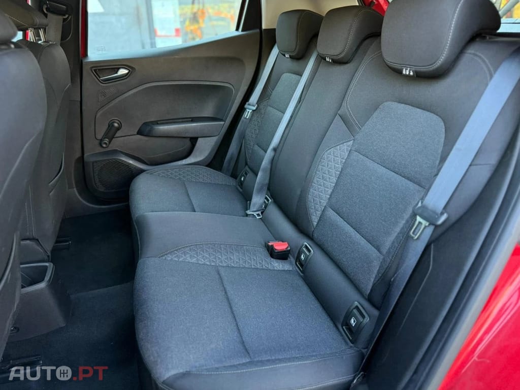 Renault Clio TCe 100 BUSINESS EDITION