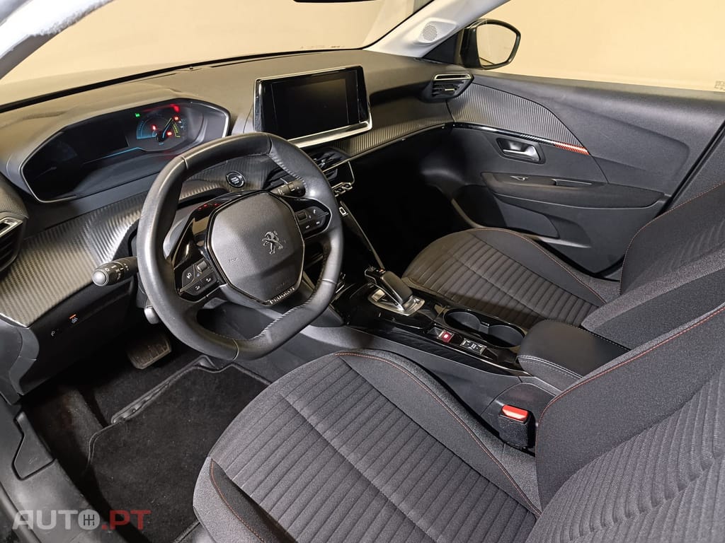 Peugeot E-208 Active Pack 