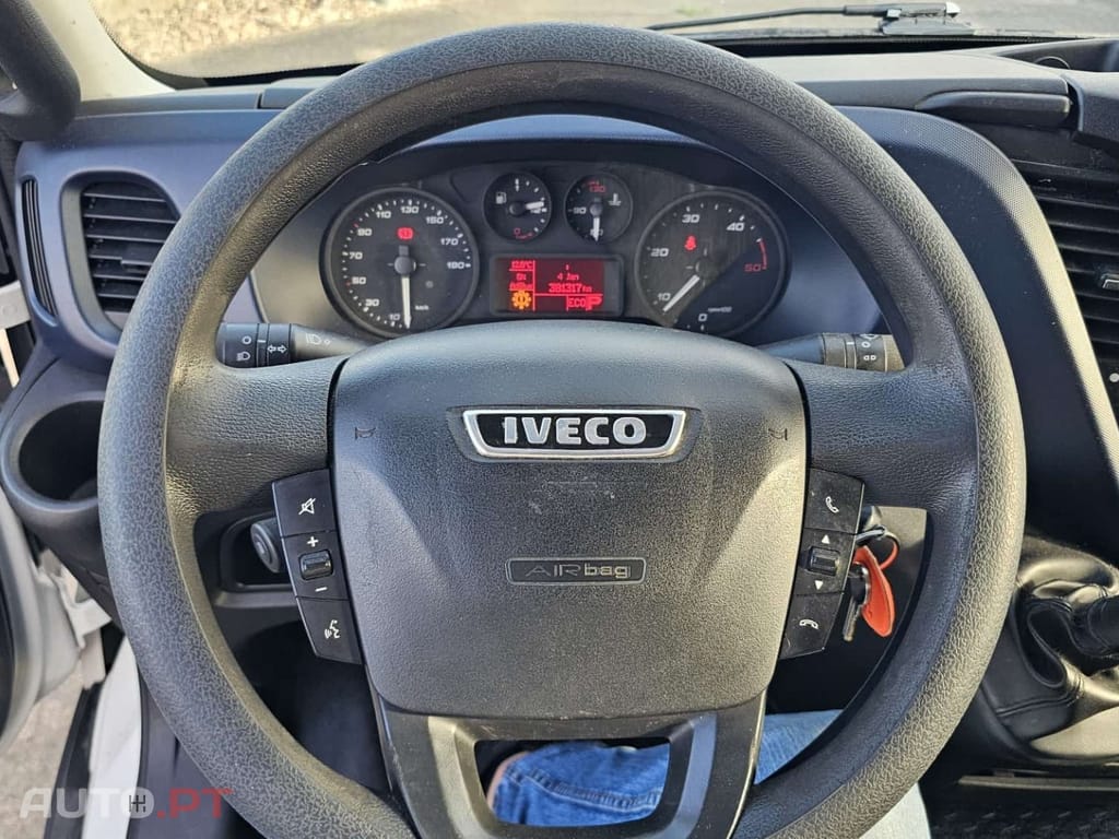 Iveco Daily 3.0 35S18 3000
