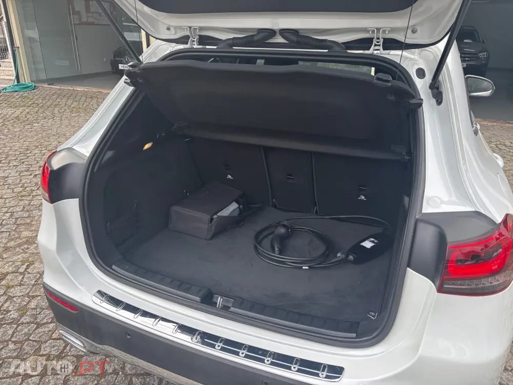 Mercedes-Benz GLA 250 e 8G-DCT Style