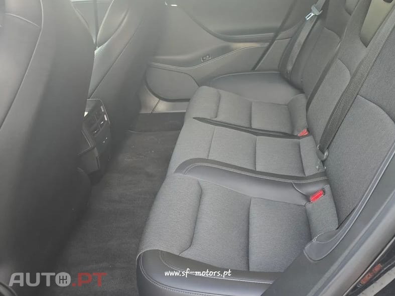 Tesla Model S 75D AWD