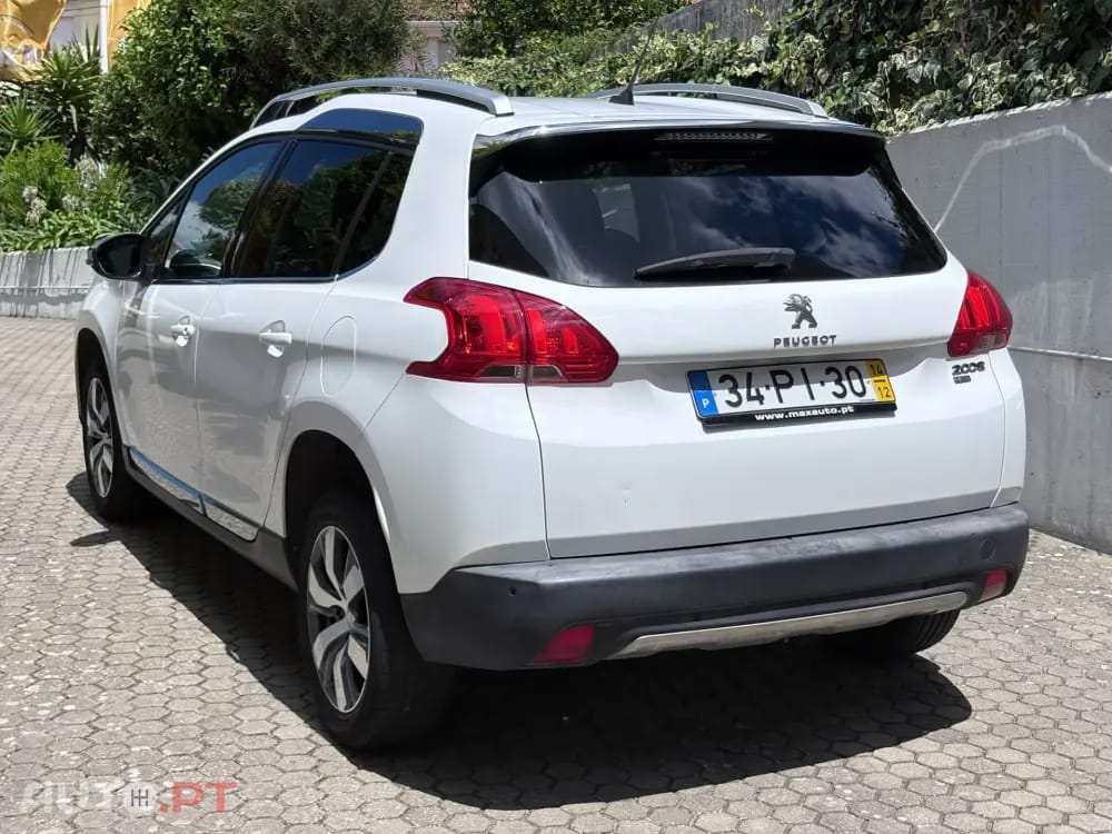 Peugeot 2008 1.6 e-HDi Allure