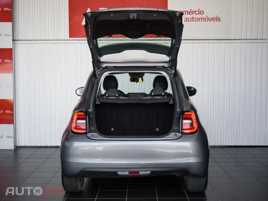 Fiat 500e 42 kWh Icon
