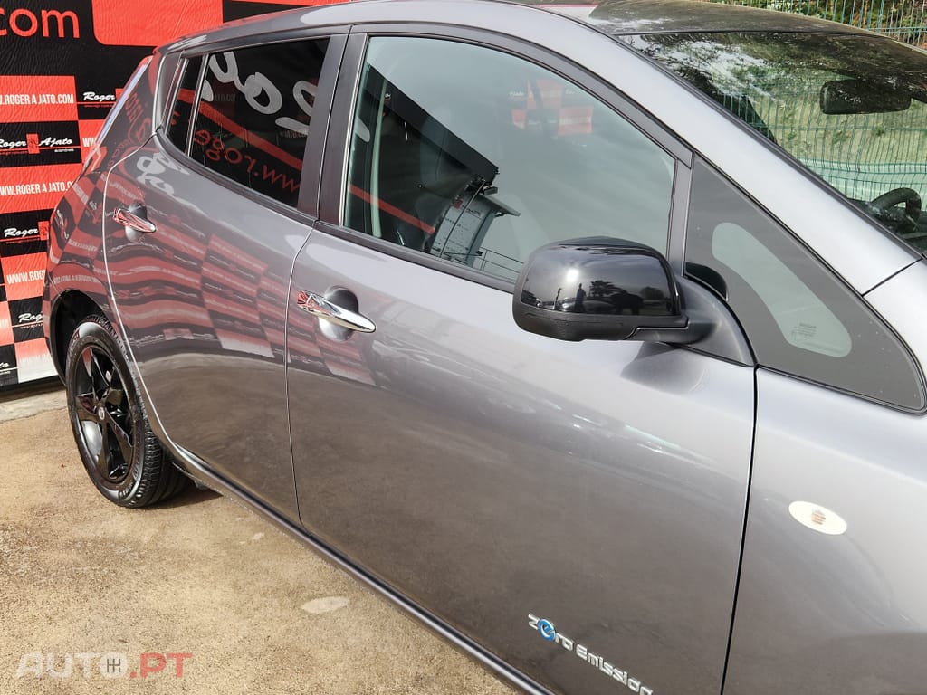 Nissan Leaf 30 kWh (c/ Bateria) Visia