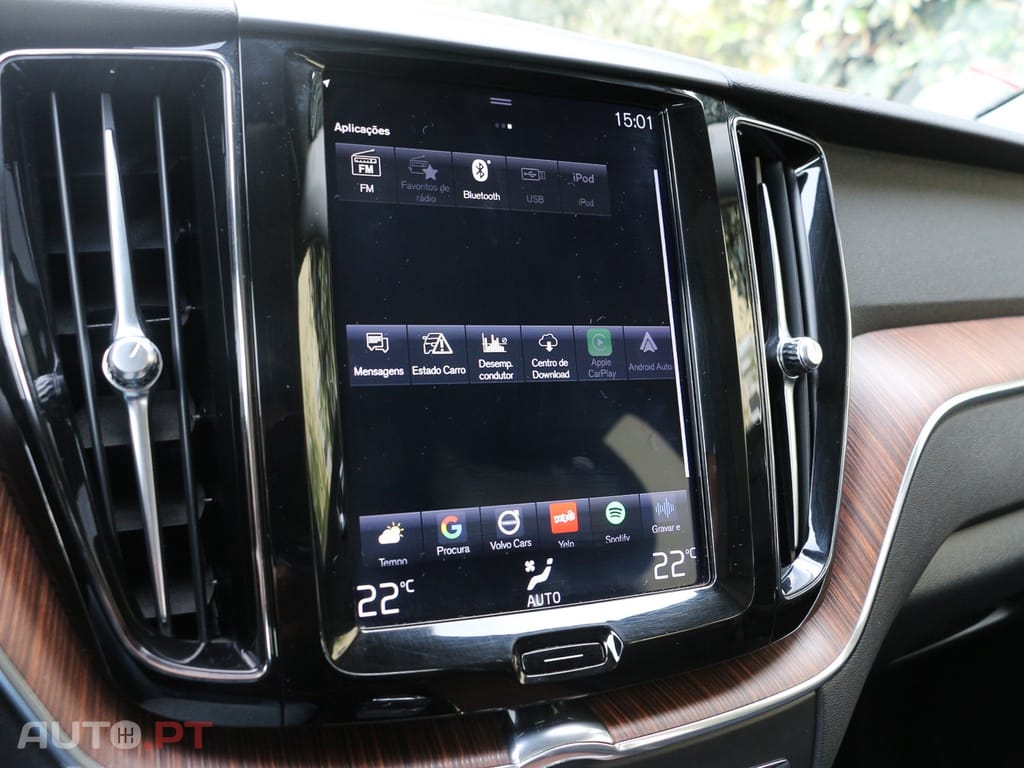 Volvo XC60 2.0 T8 PHEV Momentum AWD