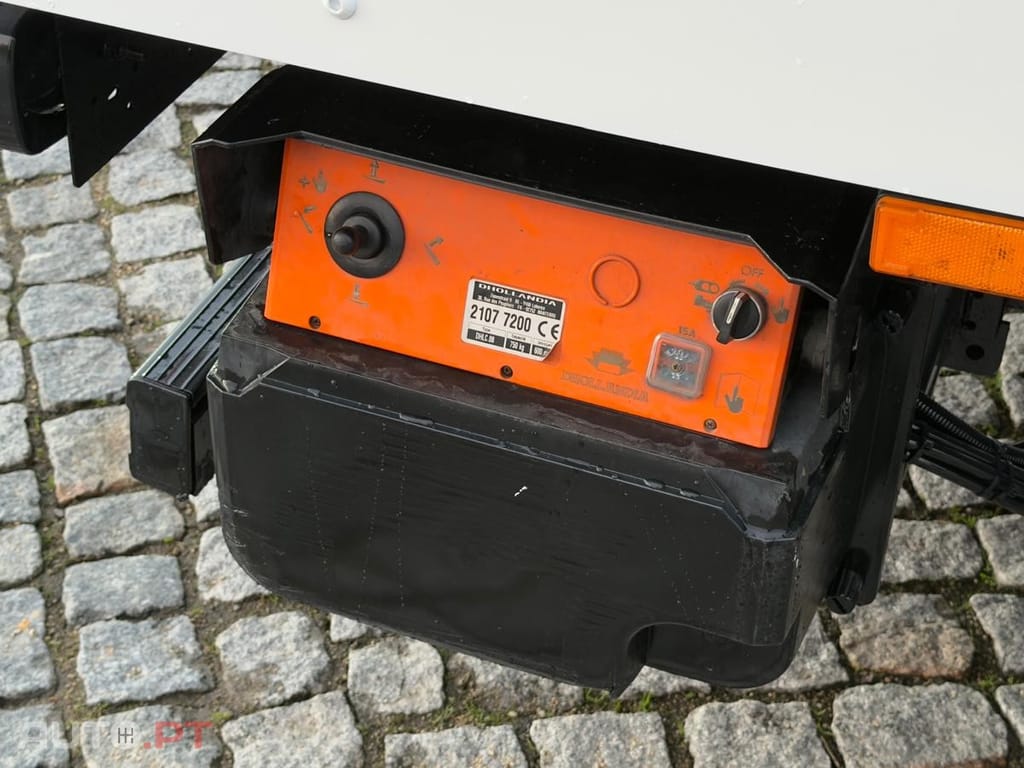 Iveco Daily MOTOR 3.0  PLATAFORMA