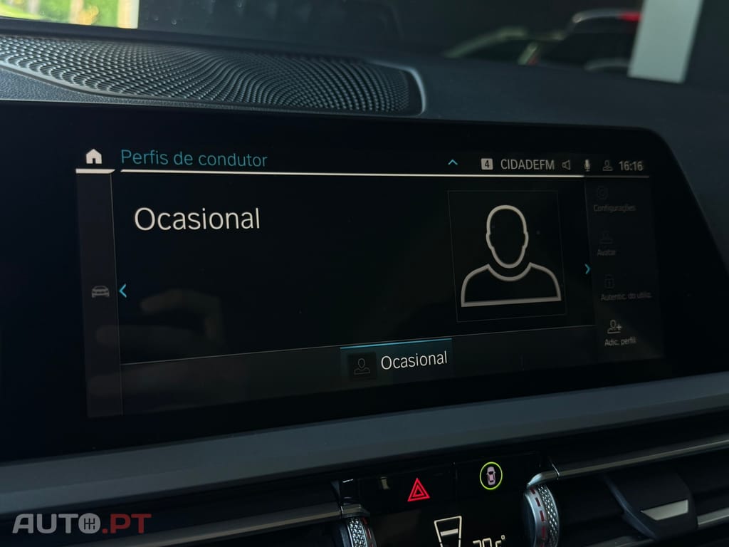 BMW 330 e Touring Auto