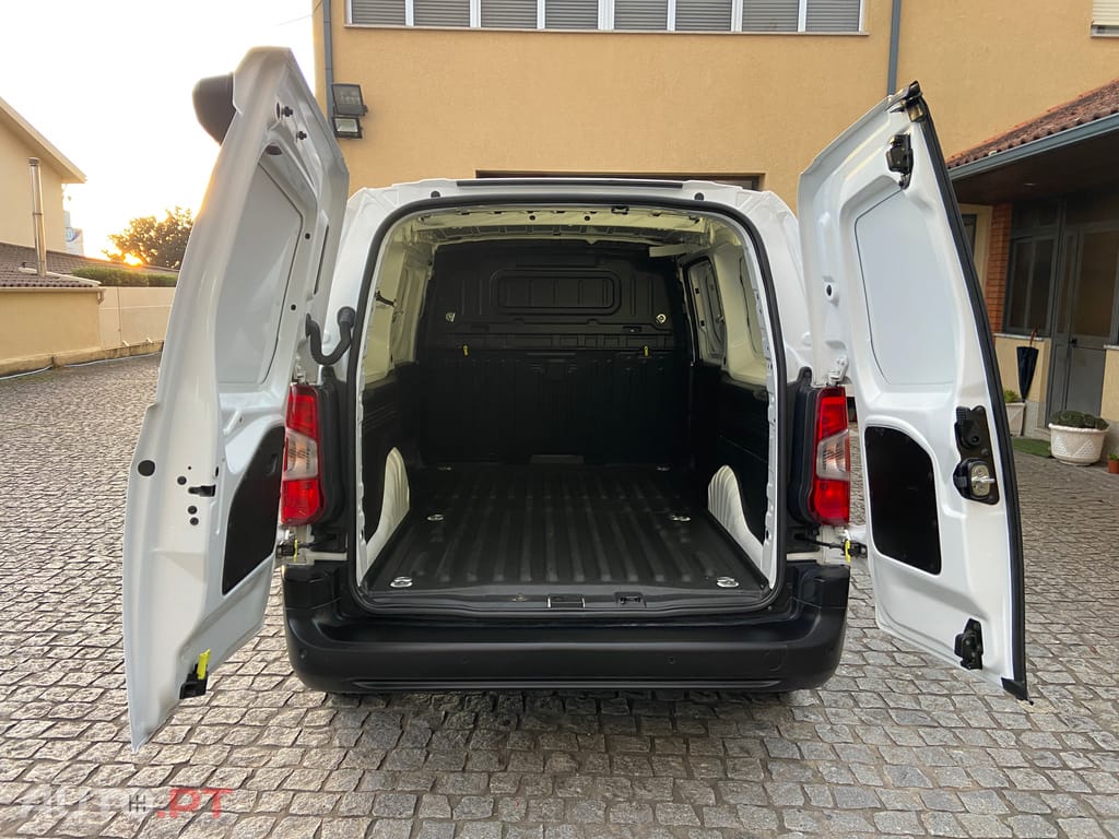Citroen Berlingo 1.6 HDI L2  100 cv Carplay