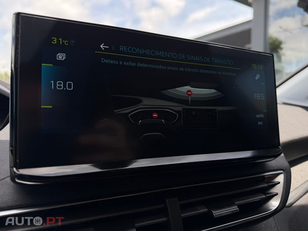 Peugeot 3008 1.6 Hybrid Allure e-EAT8