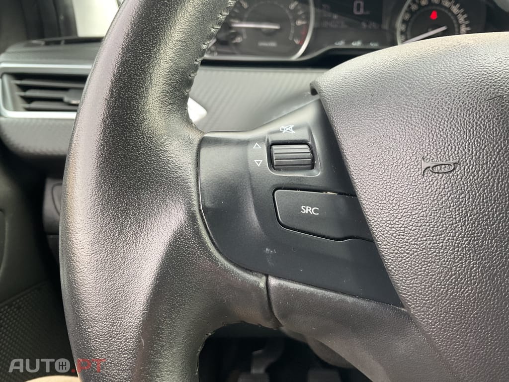 Peugeot 2008 1.2 PureTech Style