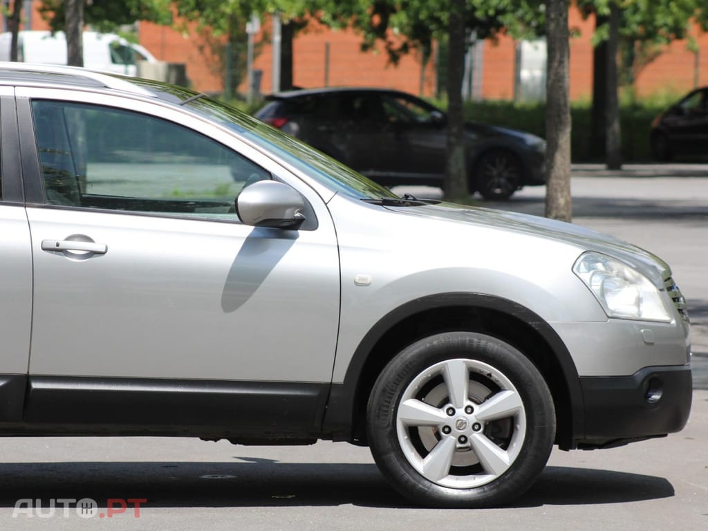 Nissan Qashqai 2.0 dCi Tekna Sport 17