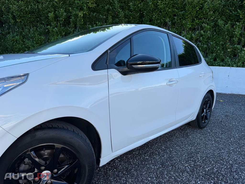 Peugeot 208 1.2 PureTech Active
