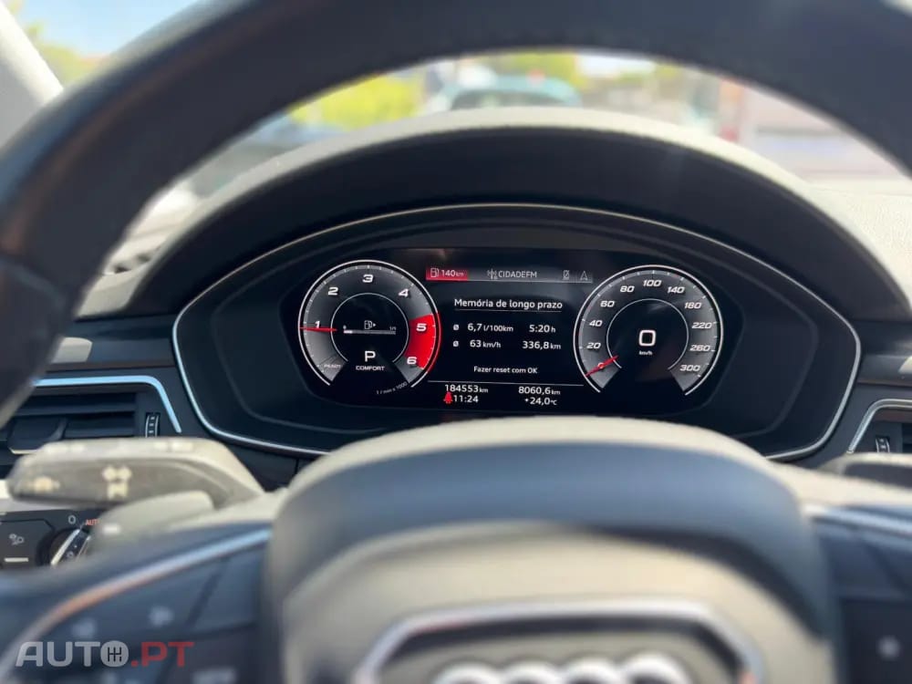 Audi A4 2.0 TDI multitronic Business Line