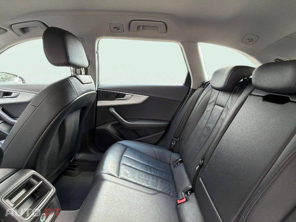 Audi A4 Avant 2.0 TDI S tronic