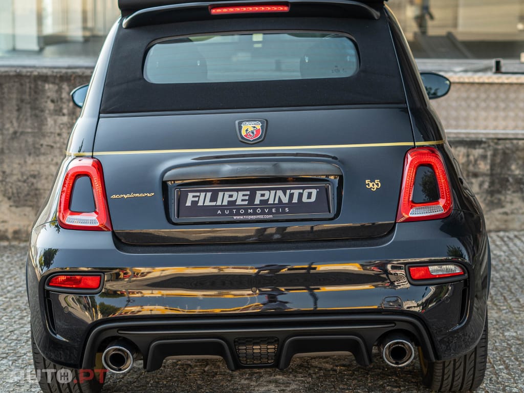 Abarth 595C 1.4 T-Jet Scorpioneoro