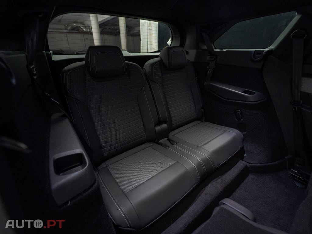 Peugeot 5008 1.2 Hybrid Allure e-DCS6