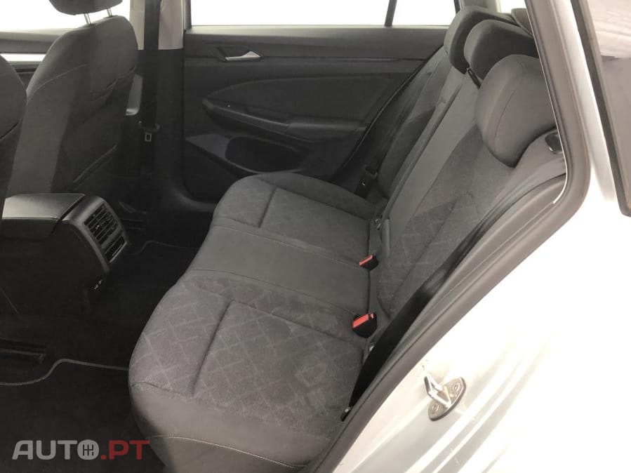 Volkswagen Golf Variant 2.0 TDI Life DSG