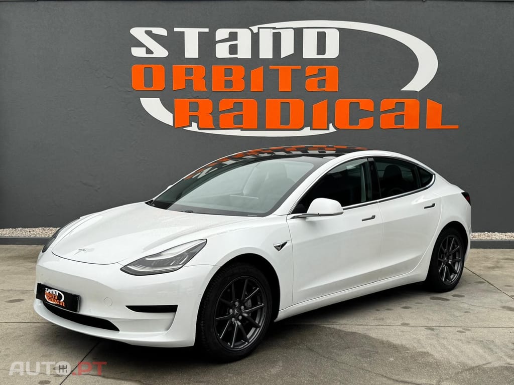 Tesla Model 3 Standard Range Plus RWD