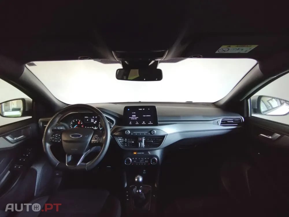 Ford Focus EcoBoost ST-Line Hybrid