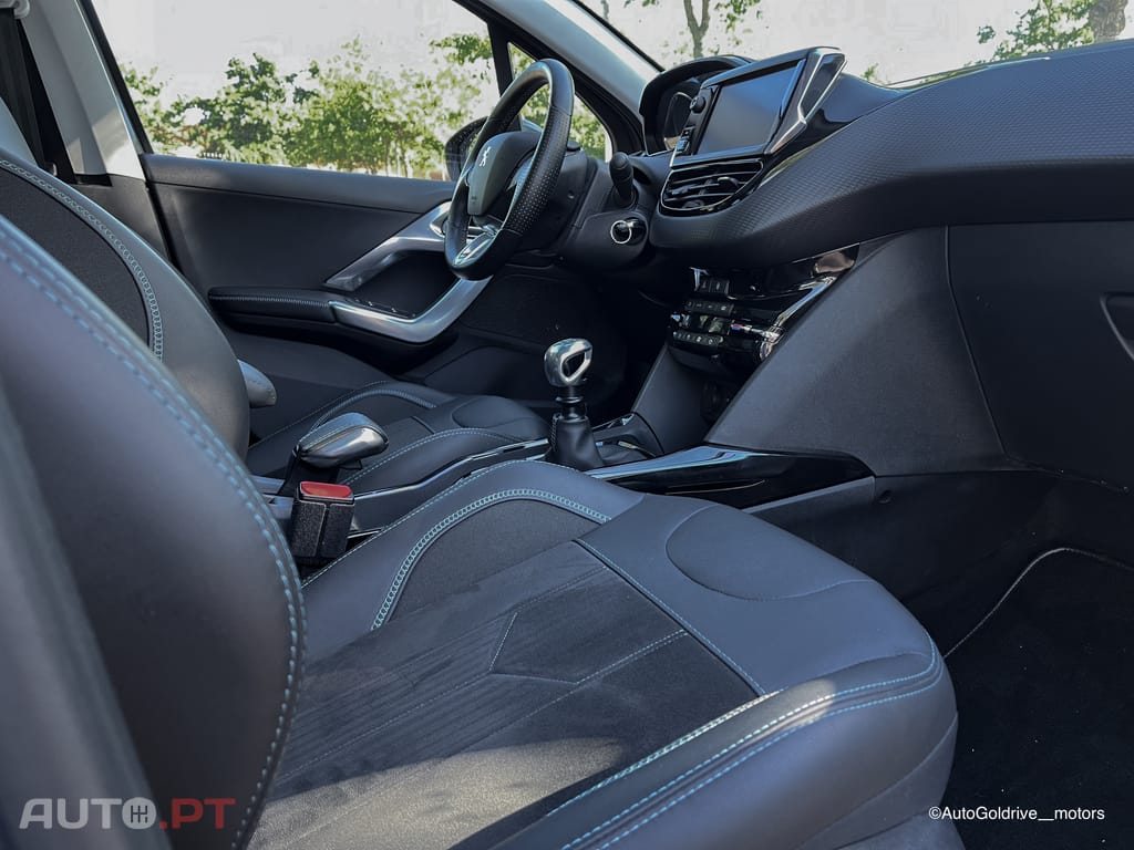 Peugeot 2008 PureTech 110 Stop&Start Crossway
