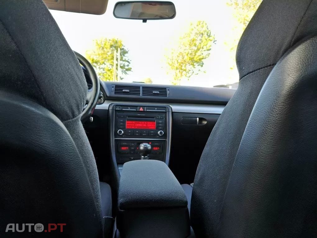 Audi A4 2.0 TDI S-line