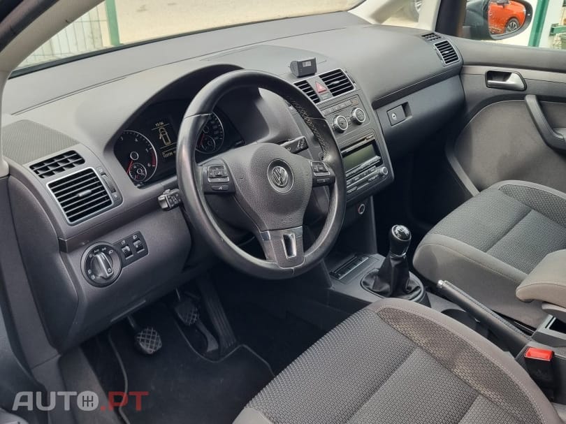 Volkswagen Touran 1.6 TDI Blue.Highine 7L