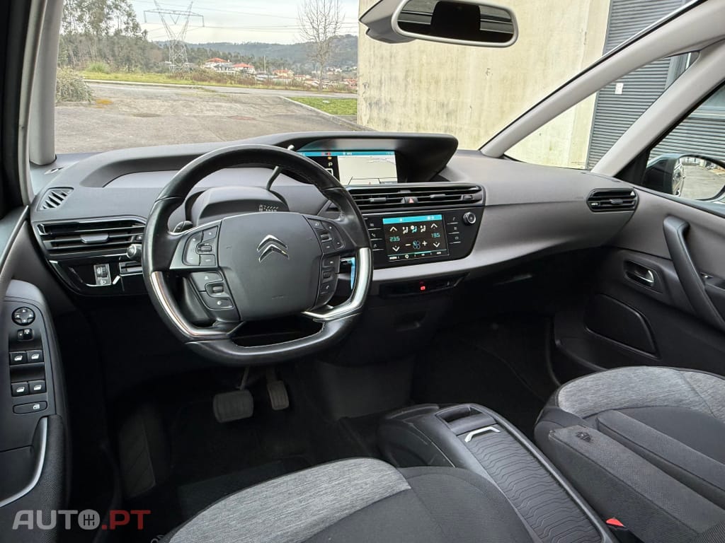 Citroen C4 SpaceTourer BlueHDi 130 Stop&Start EAT8 SHINE