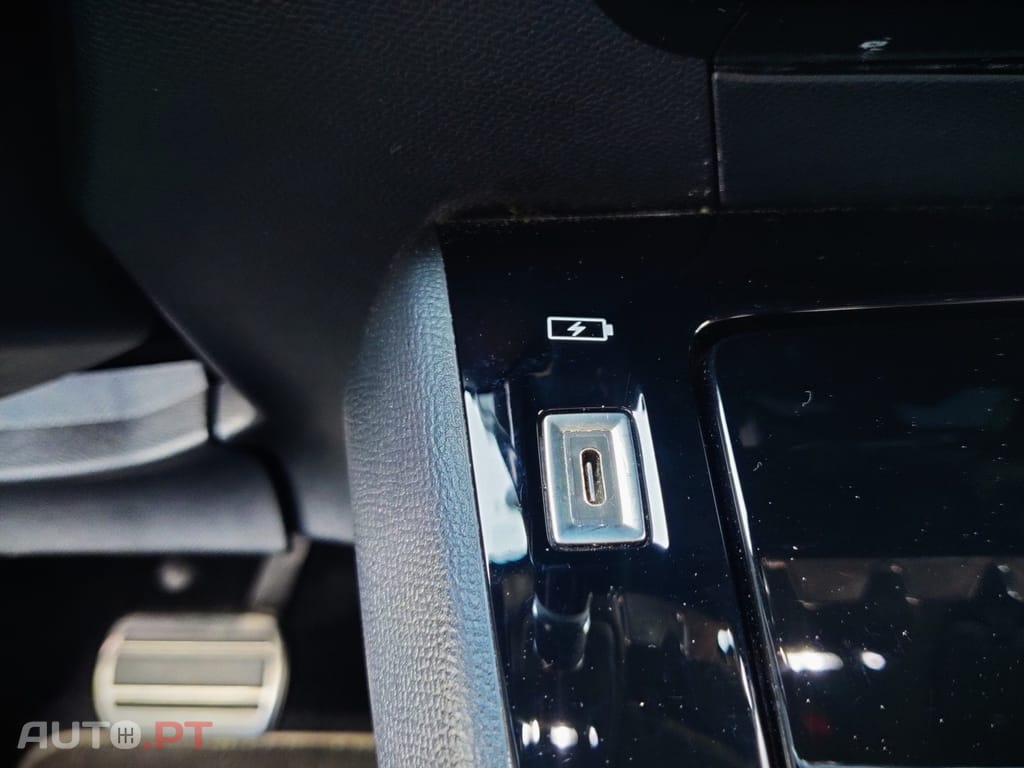 Peugeot E-208 50 kWh GT
