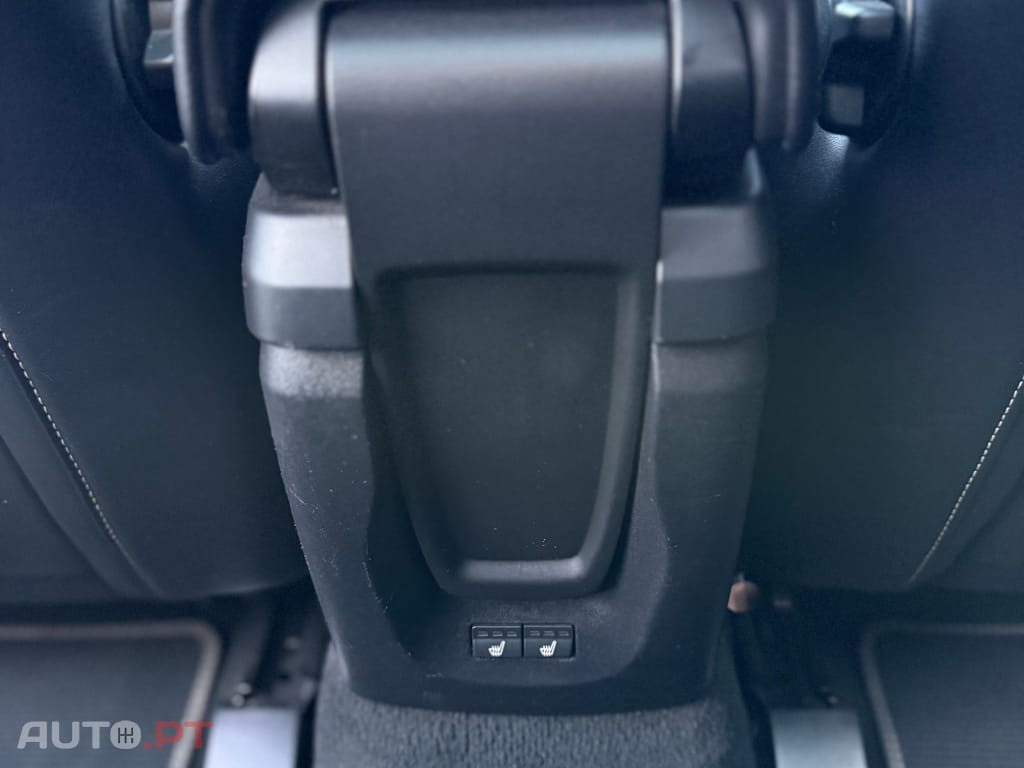 Volvo V40 2.0 D2 R-Design