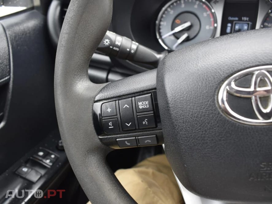 Toyota Hilux 2.4 D-4D 4WD