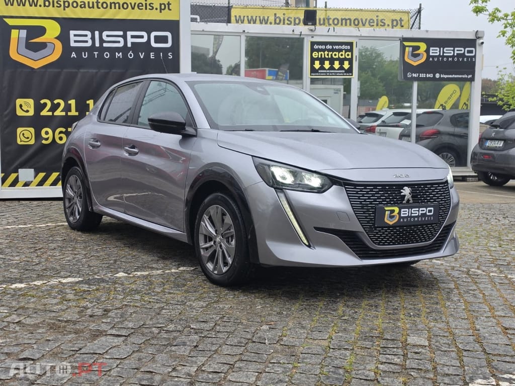 Peugeot E-208 50 kWh GT Pack