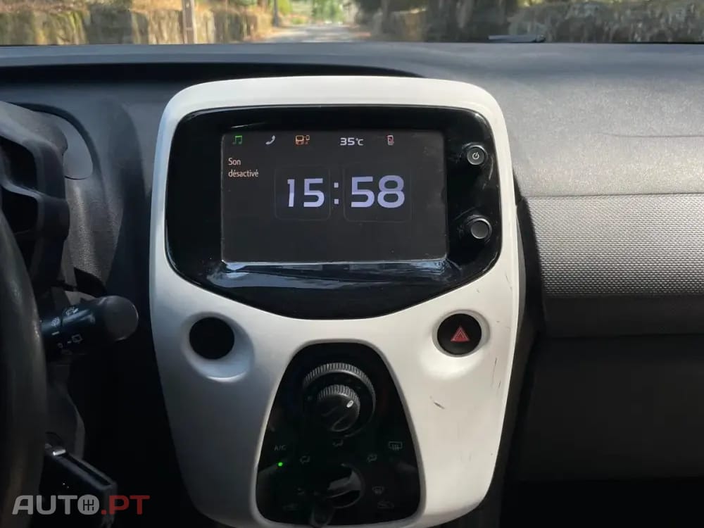 Citroen C1 1.2 VTi Shine