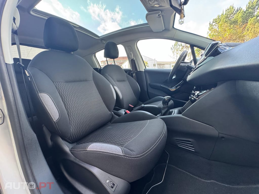 Peugeot 208 1.6 BlueHDi Allure