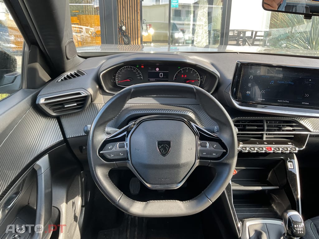 Peugeot 2008 1.2 PureTech Active Pack