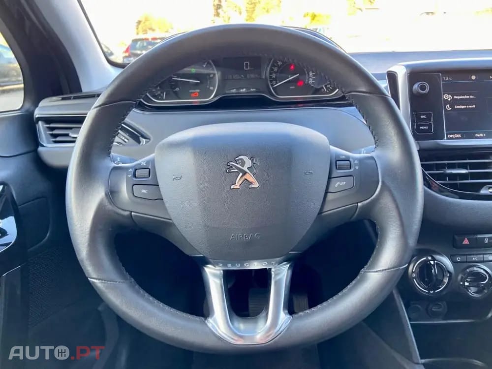 Peugeot 208 1.5 BlueHDi Active