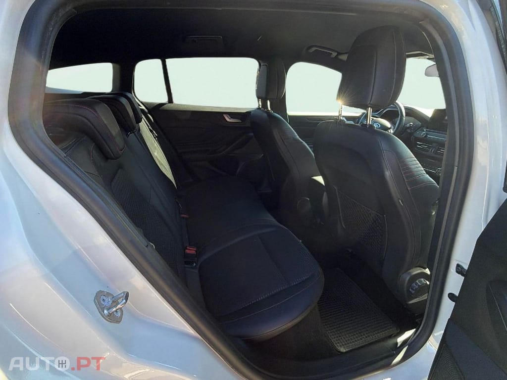 Ford Focus SW 1.0 EcoBoost ST-Line