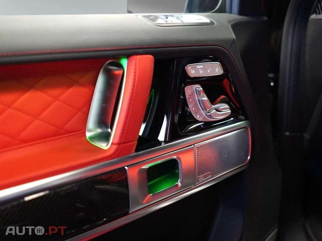 Mercedes-Benz G 63 AMG FACELIFT VOLL CARBON