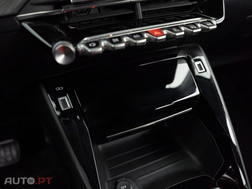 Peugeot E-208 50 kWh Allure