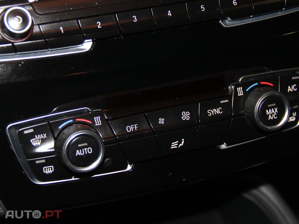 BMW X1 16 d sDrive Advantage