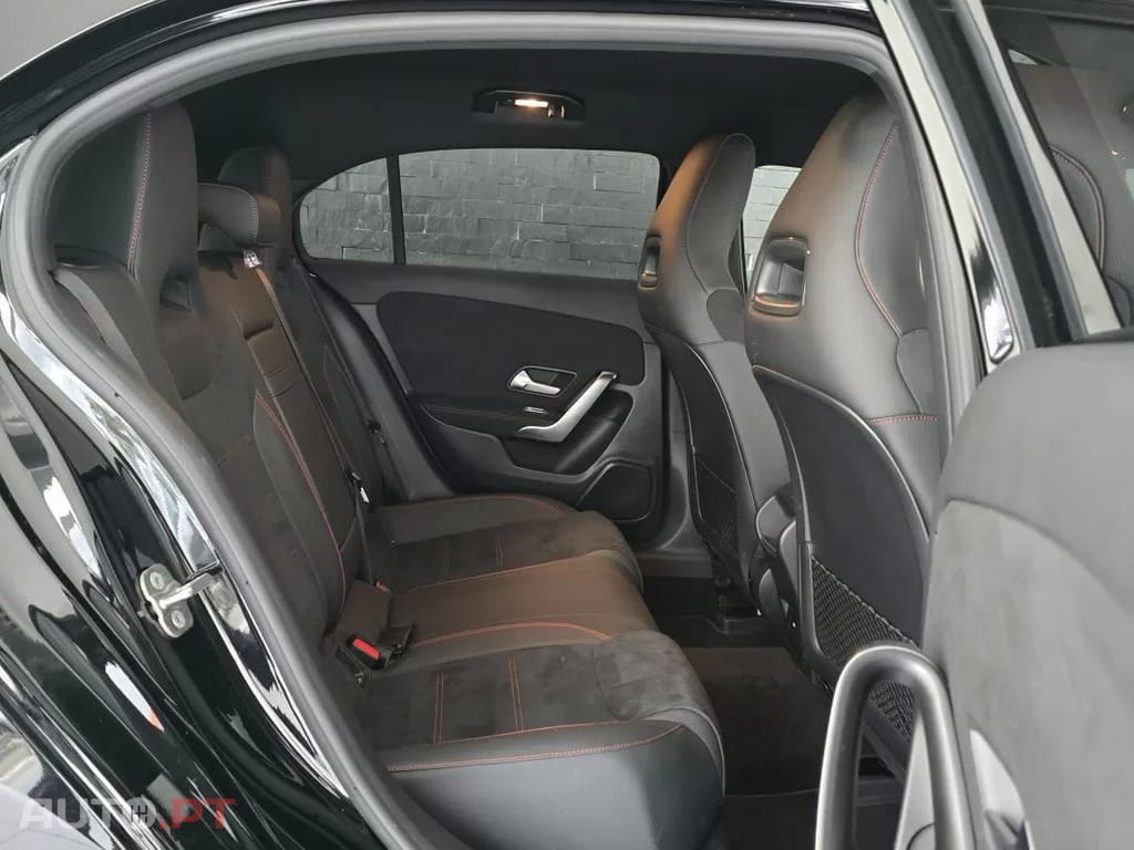 Mercedes-Benz A 250 AMG Line