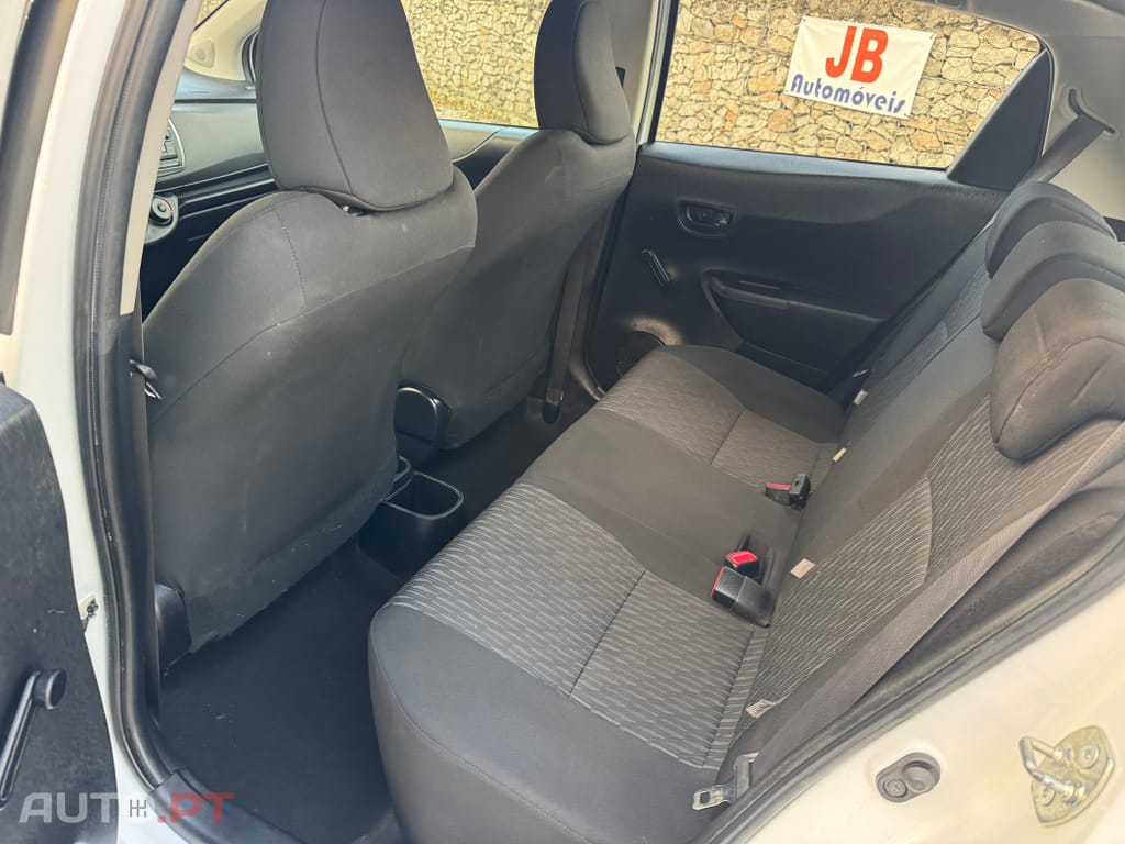Toyota Yaris 1.0 VVT-i