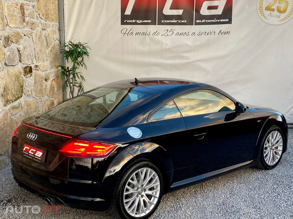 Audi TT Coupé 2.0 TFSI quattro S-line S tronic