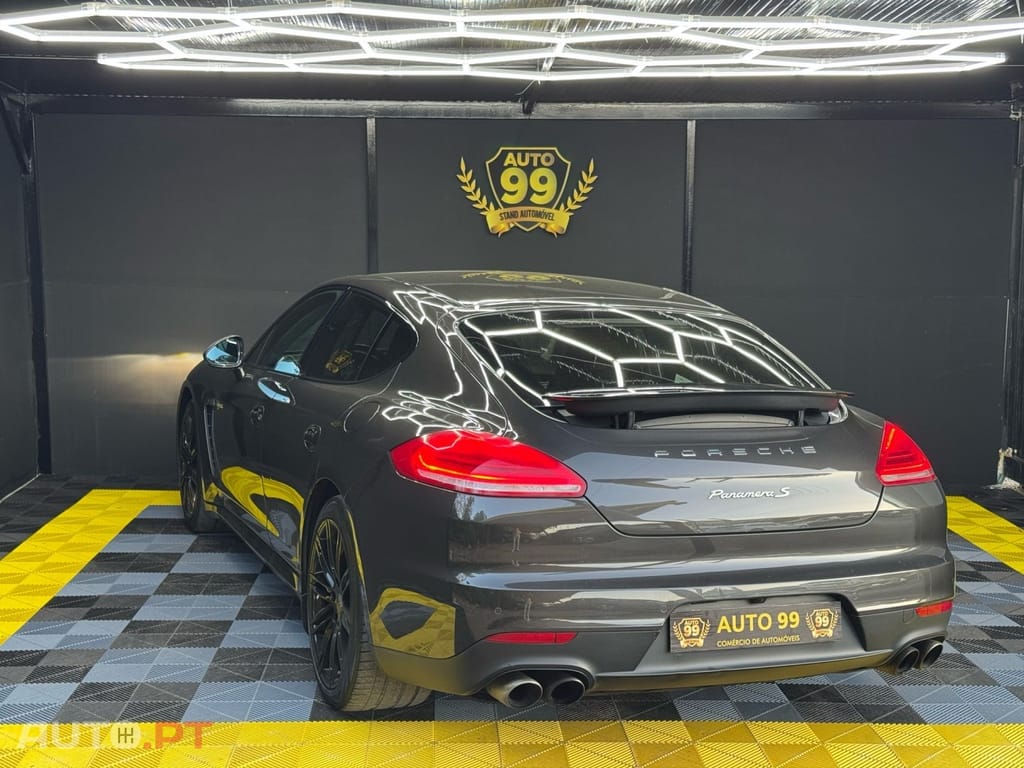 Porsche Panamera S e-Hybrid