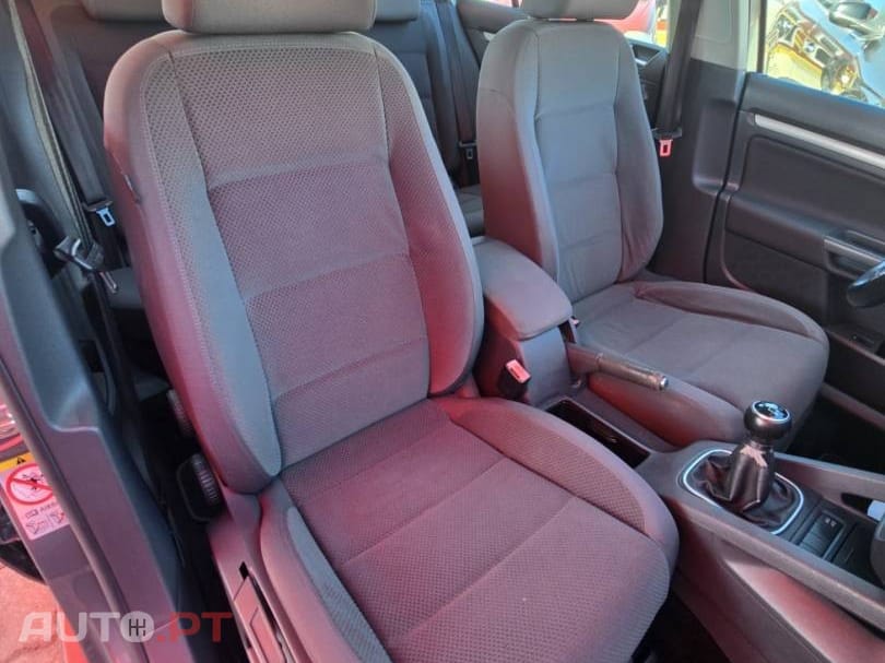 Volkswagen Golf 1.4i Confortline