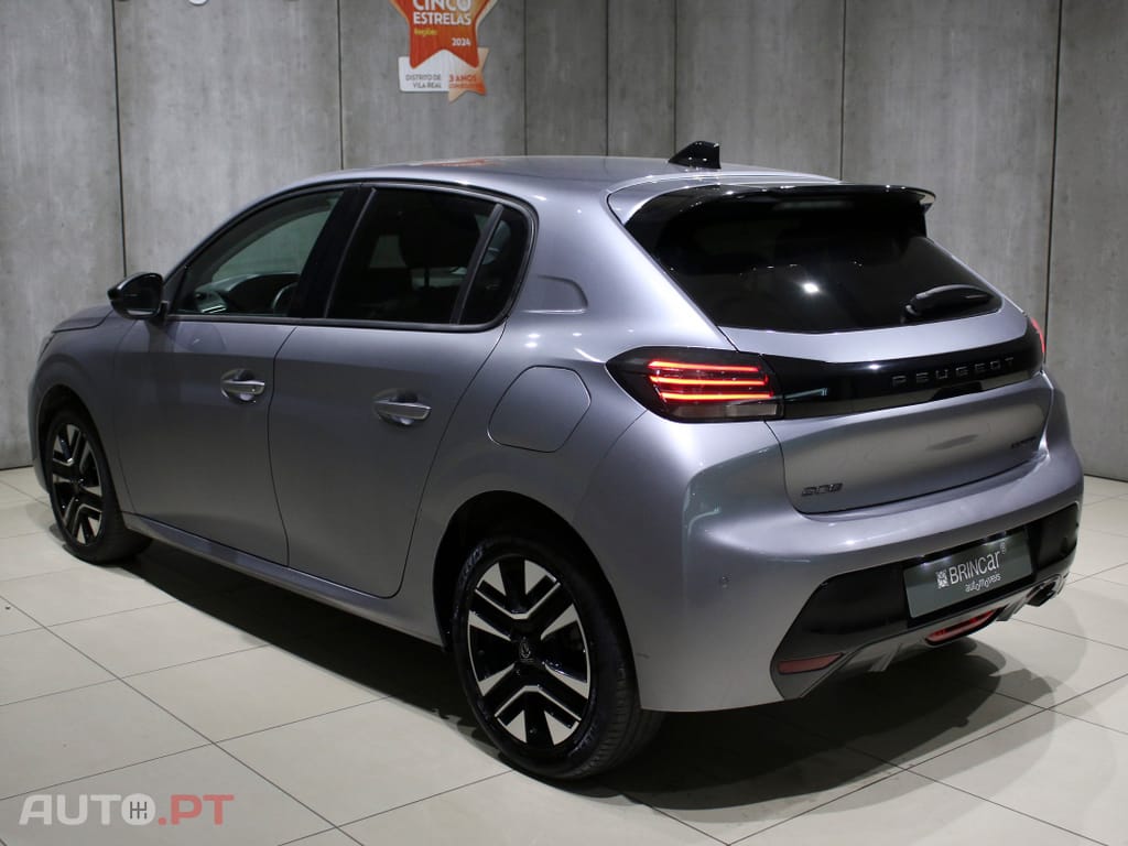 Peugeot 208 1.2 Hybrid Allure e-DCS6