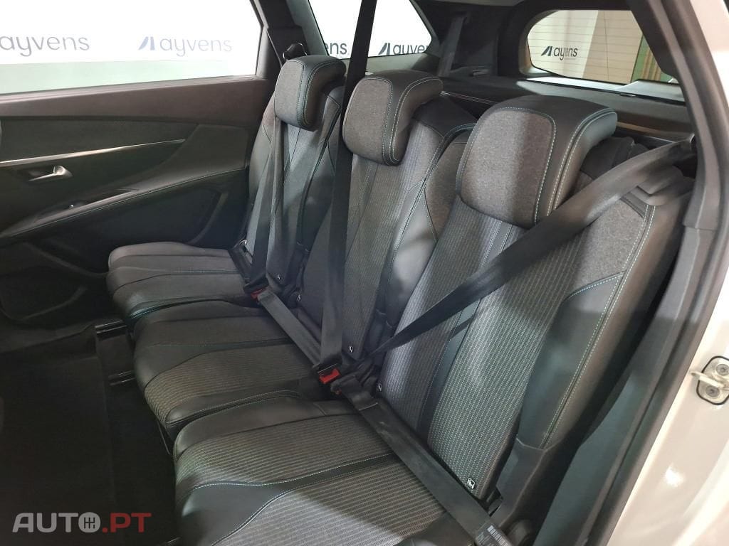 Peugeot 5008 1.5 BlueHDi Allure