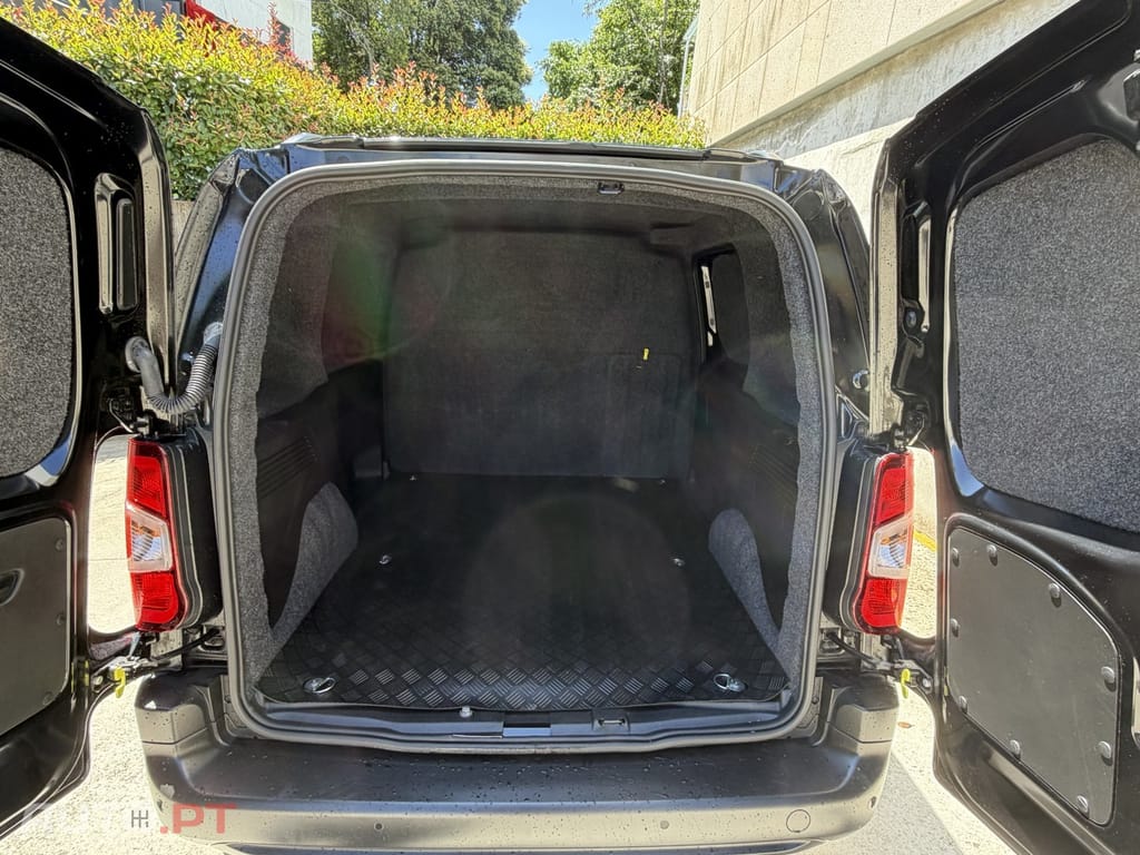 Opel Combo 1.5 CDTi L1H1 INC Essentia
