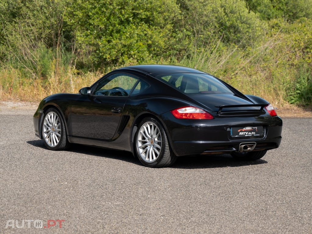 Porsche Cayman 2.7