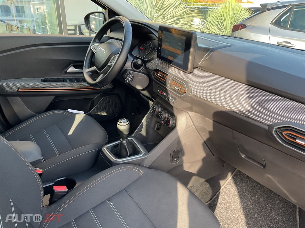 Dacia Sandero 1.0 ECO-G Expression Bi-Fuel